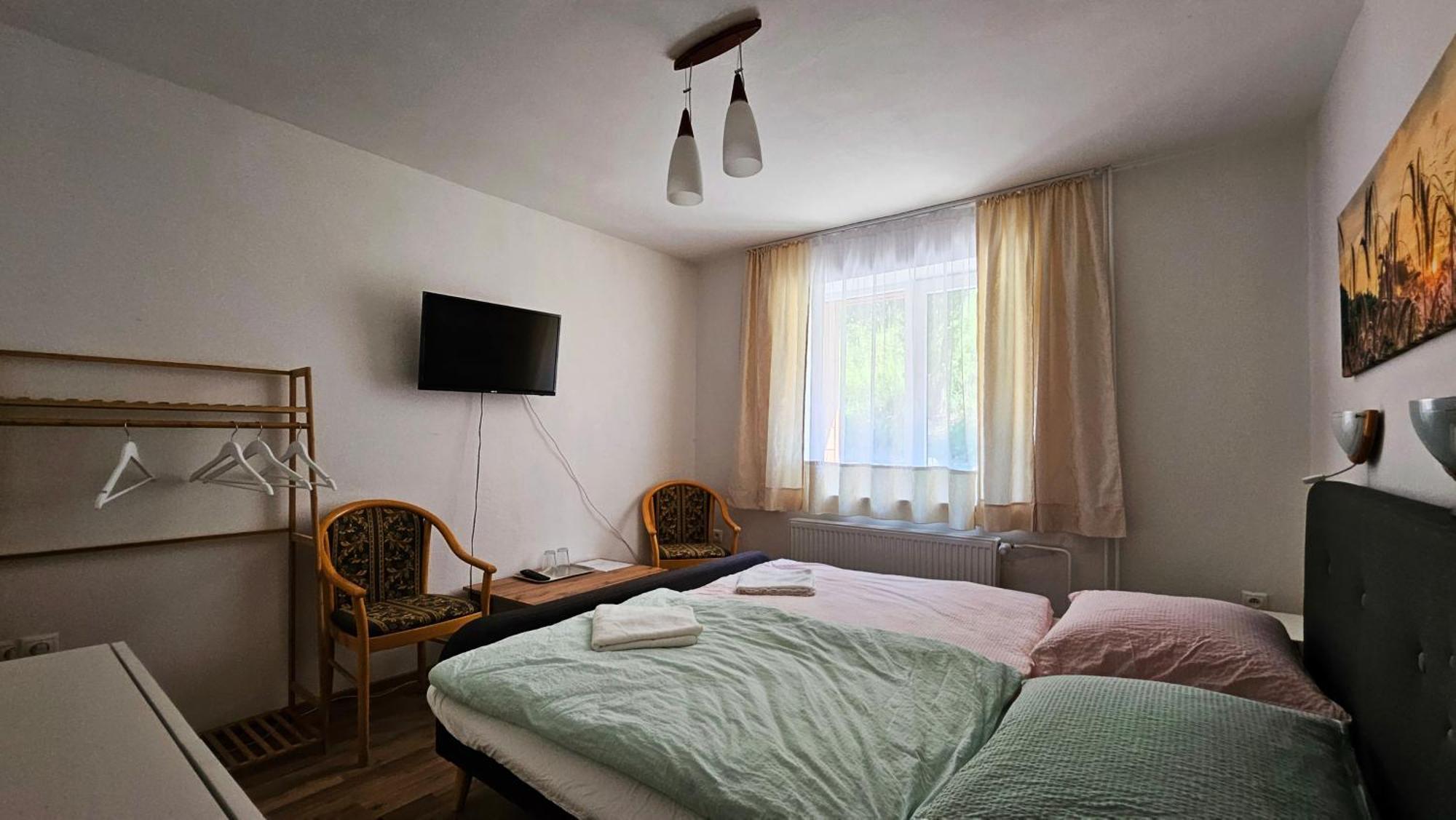 Hotel Penzion Toliar Stará Lesná Exterior foto